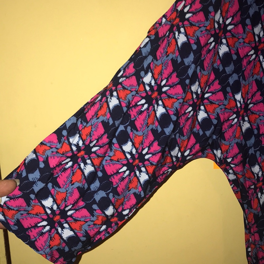 All For Color open shoulder top - Picture 3 of 10